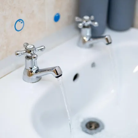 Exclusive - Close To Centre, Contactless Entry, Free Parking, Wifi & Netflix Daire *