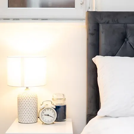 Exclusive - Close To Centre, Contactless Entry, Free Parking, Wifi & Netflix * Leeds (West Yorkshire)