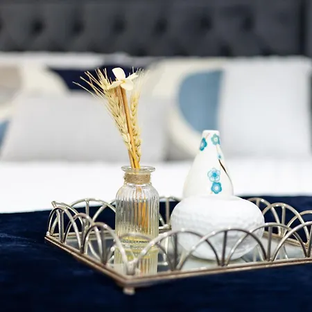 Lejlighed Exclusive - Close To Centre, Contactless Entry, Free Parking, Wifi & Netflix